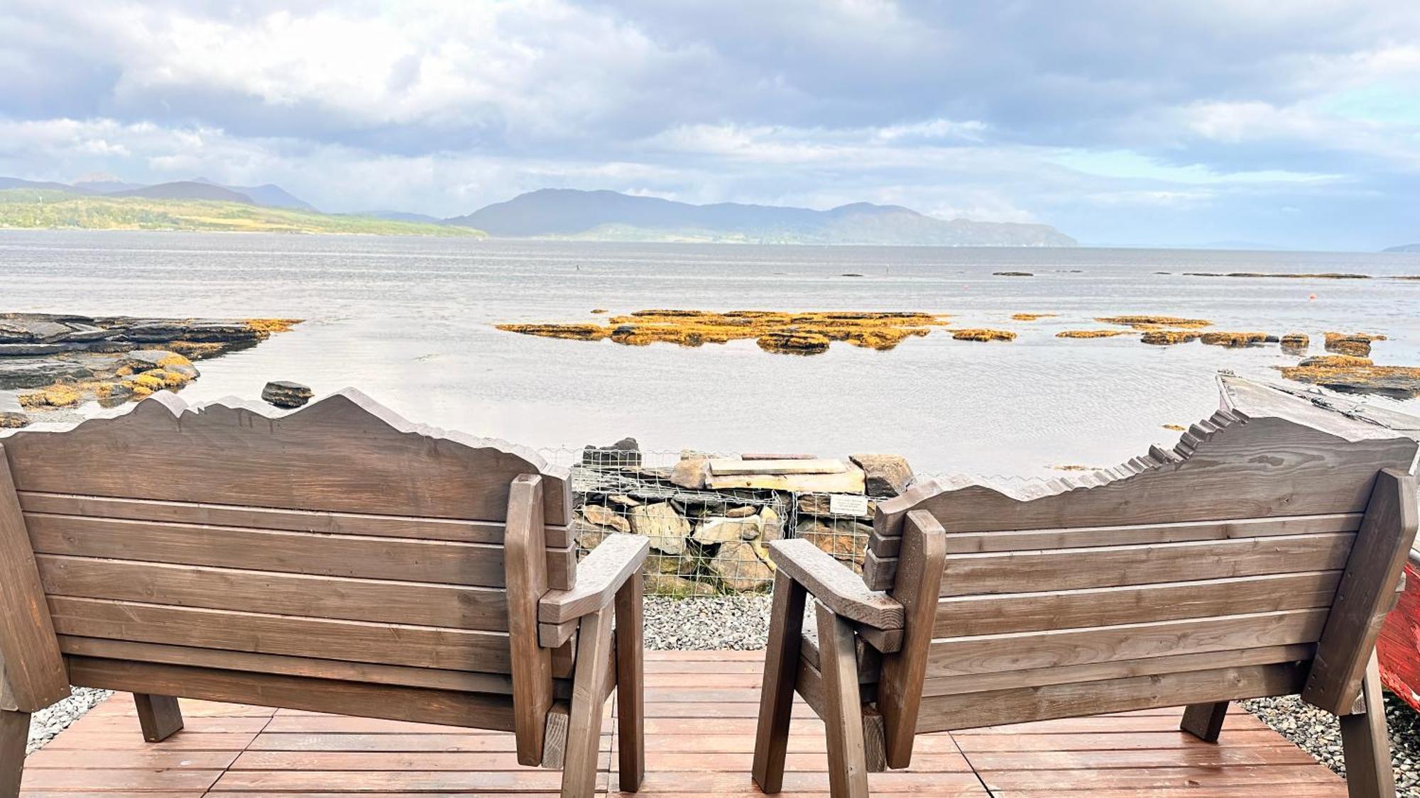 Carnmhor, Isle Of Skye - Stunning 242 Year Old Cottage On Its Own Sea Shore! Breakish Exterior photo